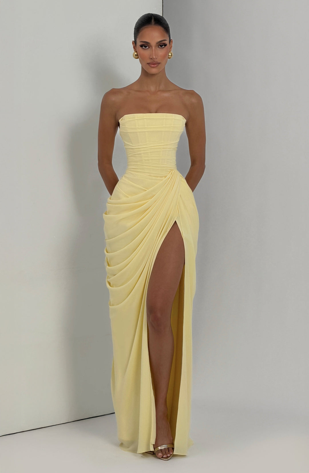 Robe Lola™  | Élégance sculpturale qui définit votre silhouette